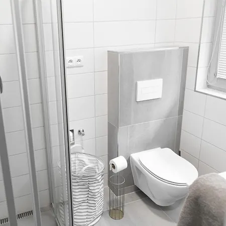 Samoobsluzne Apartmany Evicenstvo Trinec Exterior photo
